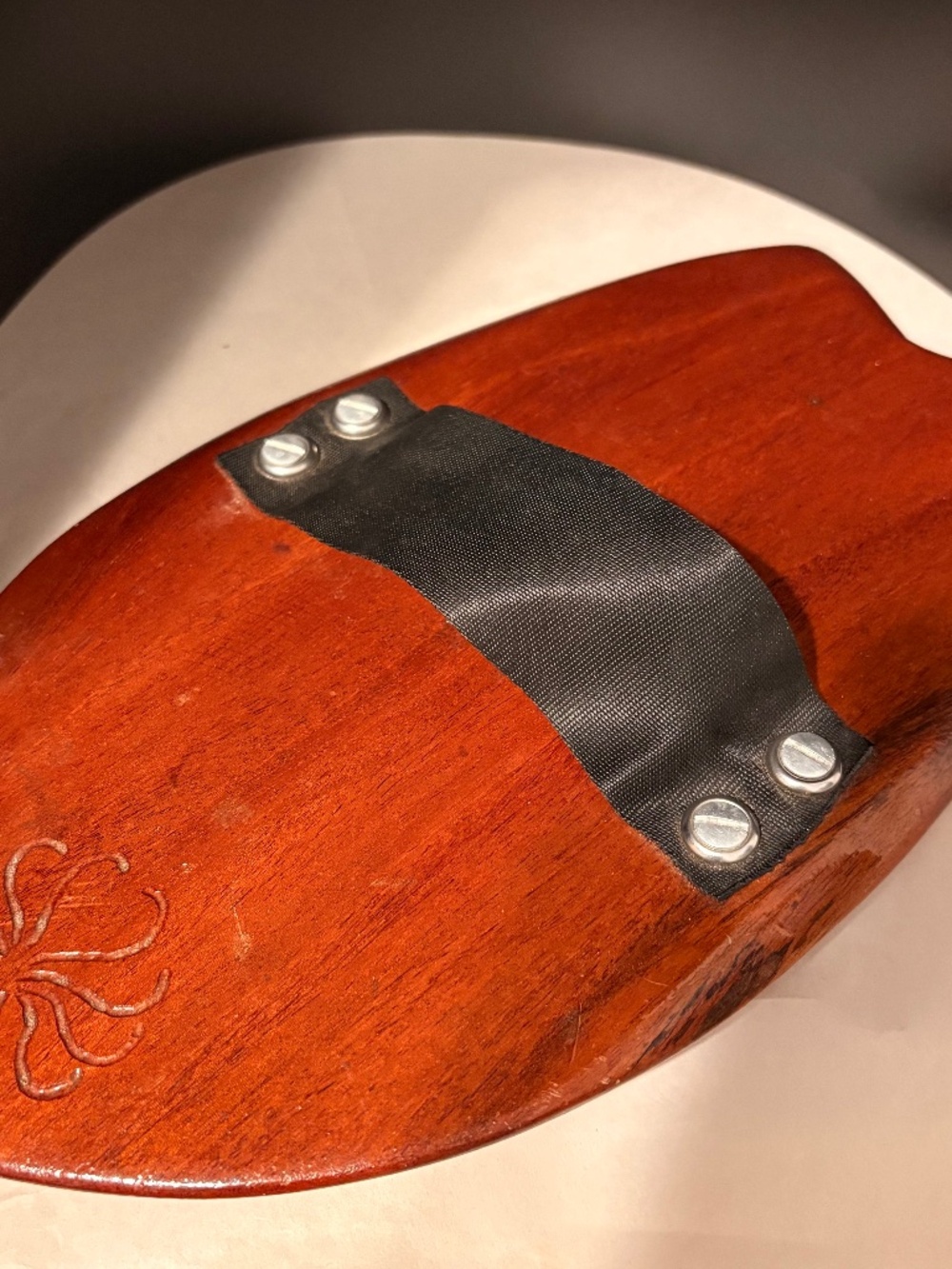 Share Handcrafted Wooden Bodysurfing Handplane Fish Tail Handboard Surf Paddle 1